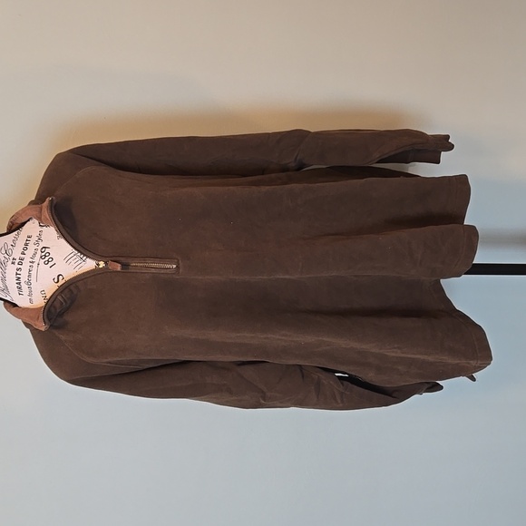 1/4 Zip Jacket - Picture 1 of 8